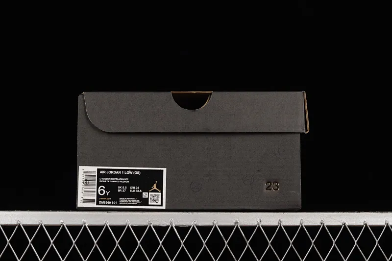 All categories Air Jordan Jordan series basketball shoes Air Jordan 1 Low Z version Air Jordan 1 Low AJ1 Joe 1 apricot orange low-top cultural and leisure sports sneakers DM8960-801